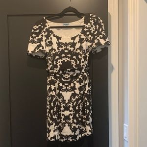 Size 2 black & white dress